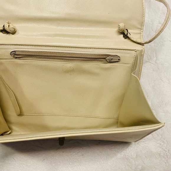 Darling Vintage Purse - Picture 7 of 10